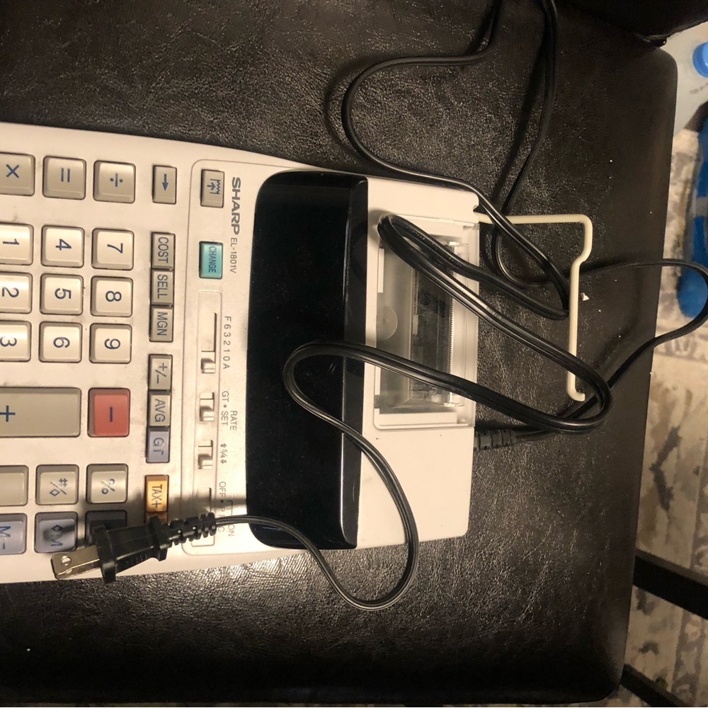 Sharp EL-1801V Portable 12-Digit 2-Color Serial Printing Calculator - Picture 6 of 12